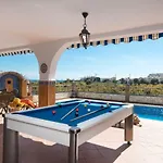 Triana Kır Evi Nerja
